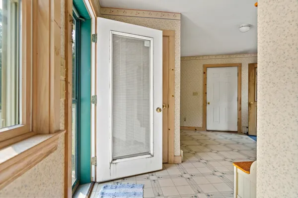 $485,000 | 4 Shamrock Lane, Damariscotta, ME 04543