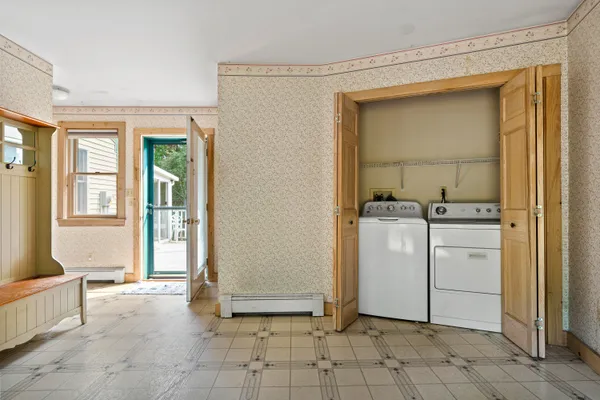 $485,000 | 4 Shamrock Lane, Damariscotta, ME 04543