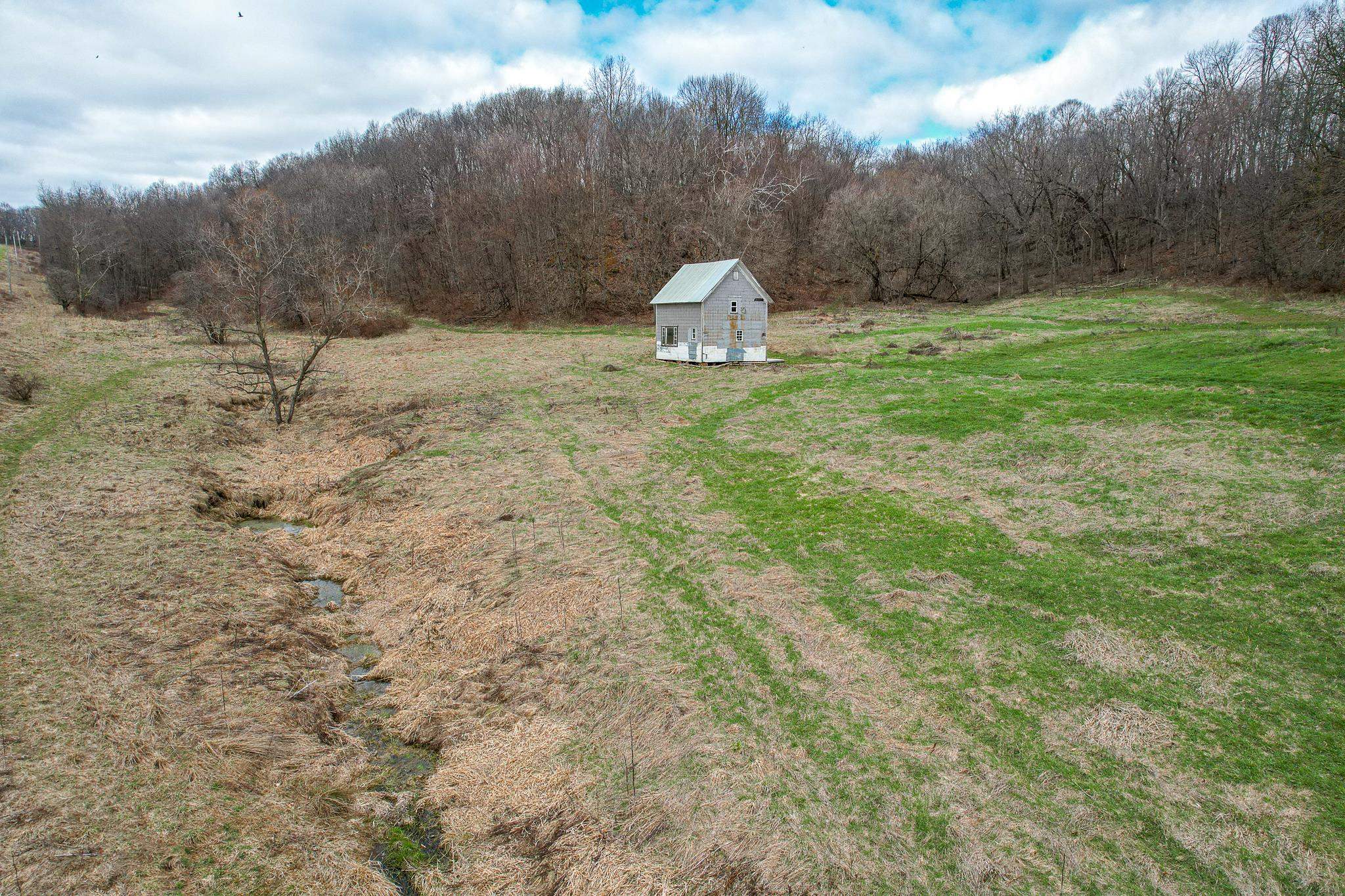 S1205 County Rd Y Wonewoc, WI 53968 - Photo 14 of 38