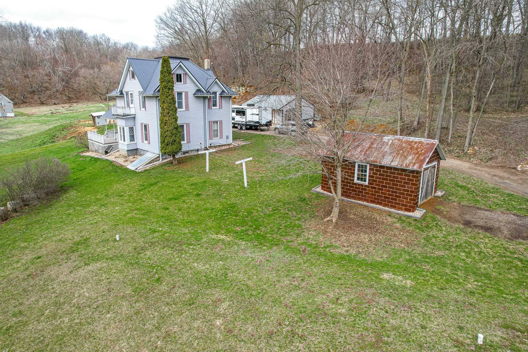 S1205 County Rd Y Wonewoc, WI 53968 - Photo 16 of 38