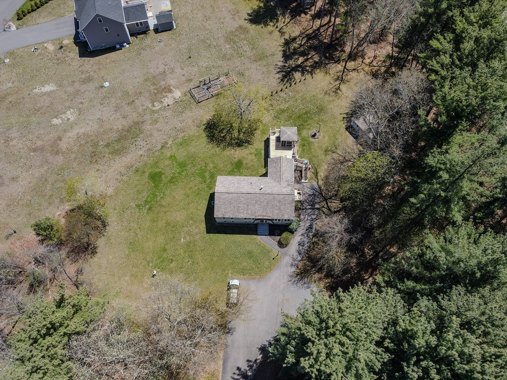 24 Worden Road Tyngsboro, MA 01879 - Photo 29 of 34