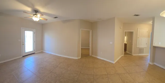 $1,550 | 204 Ann Circle, Unit B, Destin, FL 32541