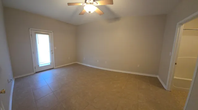 $1,550 | 204 Ann Circle, Unit B, Destin, FL 32541