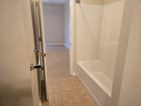 $1,550 | 204 Ann Circle, Unit B, Destin, FL 32541