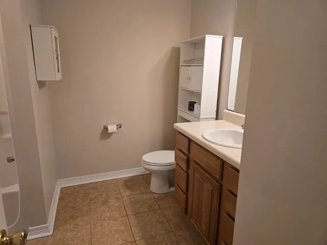 $1,550 | 204 Ann Circle, Unit B, Destin, FL 32541