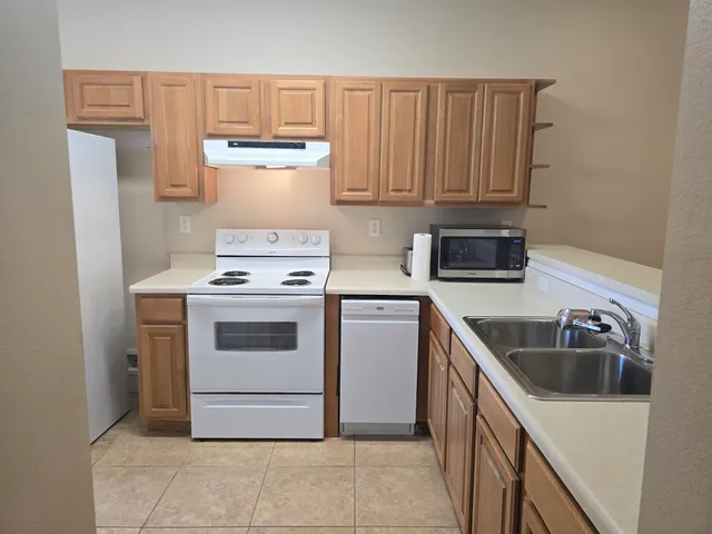 $1,550 | 204 Ann Circle, Unit B, Destin, FL 32541