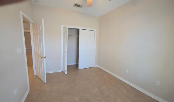 $1,550 | 204 Ann Circle, Unit B, Destin, FL 32541