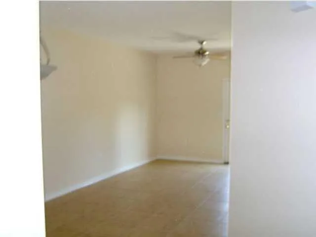 $1,550 | 204 Ann Circle, Unit B, Destin, FL 32541