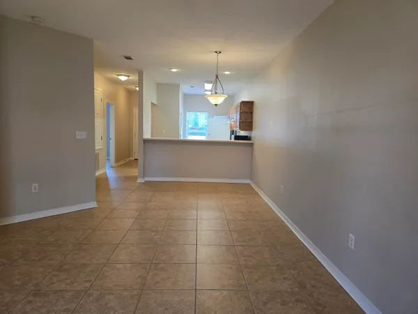 $1,550 | 204 Ann Circle, Unit B, Destin, FL 32541