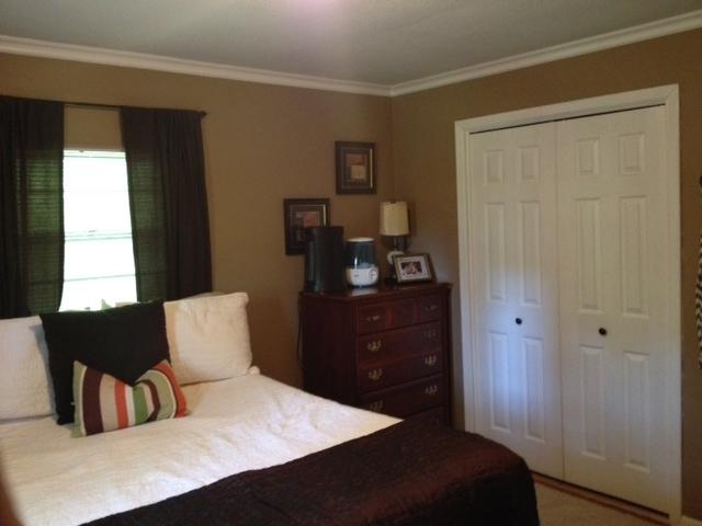 1031 Deaderick Road Knoxville, TN 37920 - Photo 15 of 22 image (18)