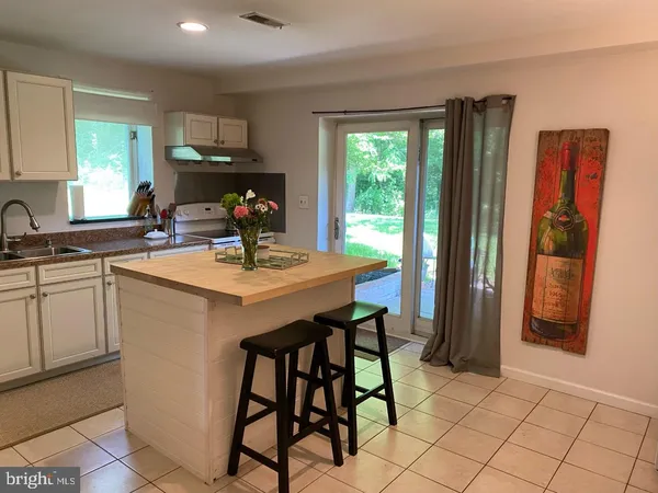 $2,000 | 2435 Westminster Drive, Olney, MD 20832