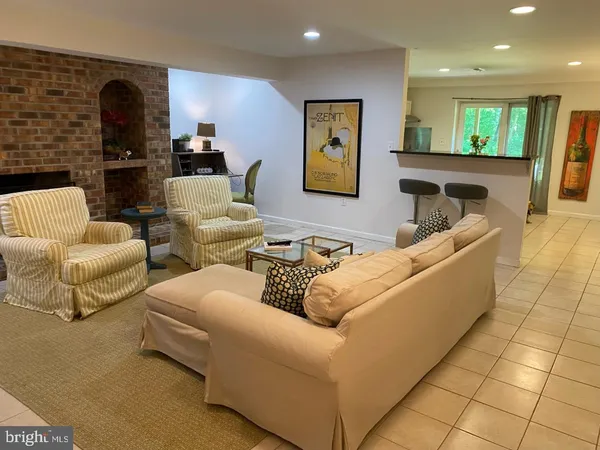 $2,000 | 2435 Westminster Drive, Olney, MD 20832