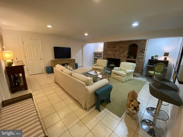 $2,000 | 2435 Westminster Drive, Olney, MD 20832