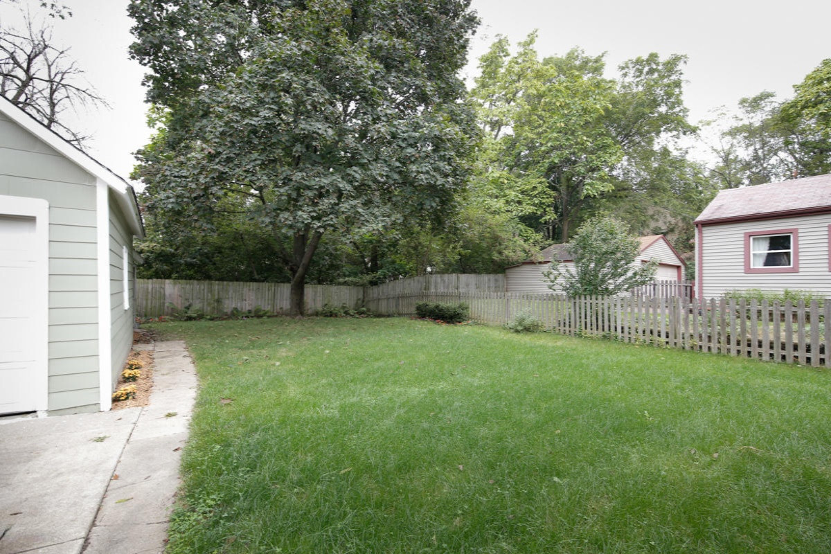 17 Ravinia Street Kalamazoo, MI 49001 - Photo 21 of 24 17 Ravinia-120