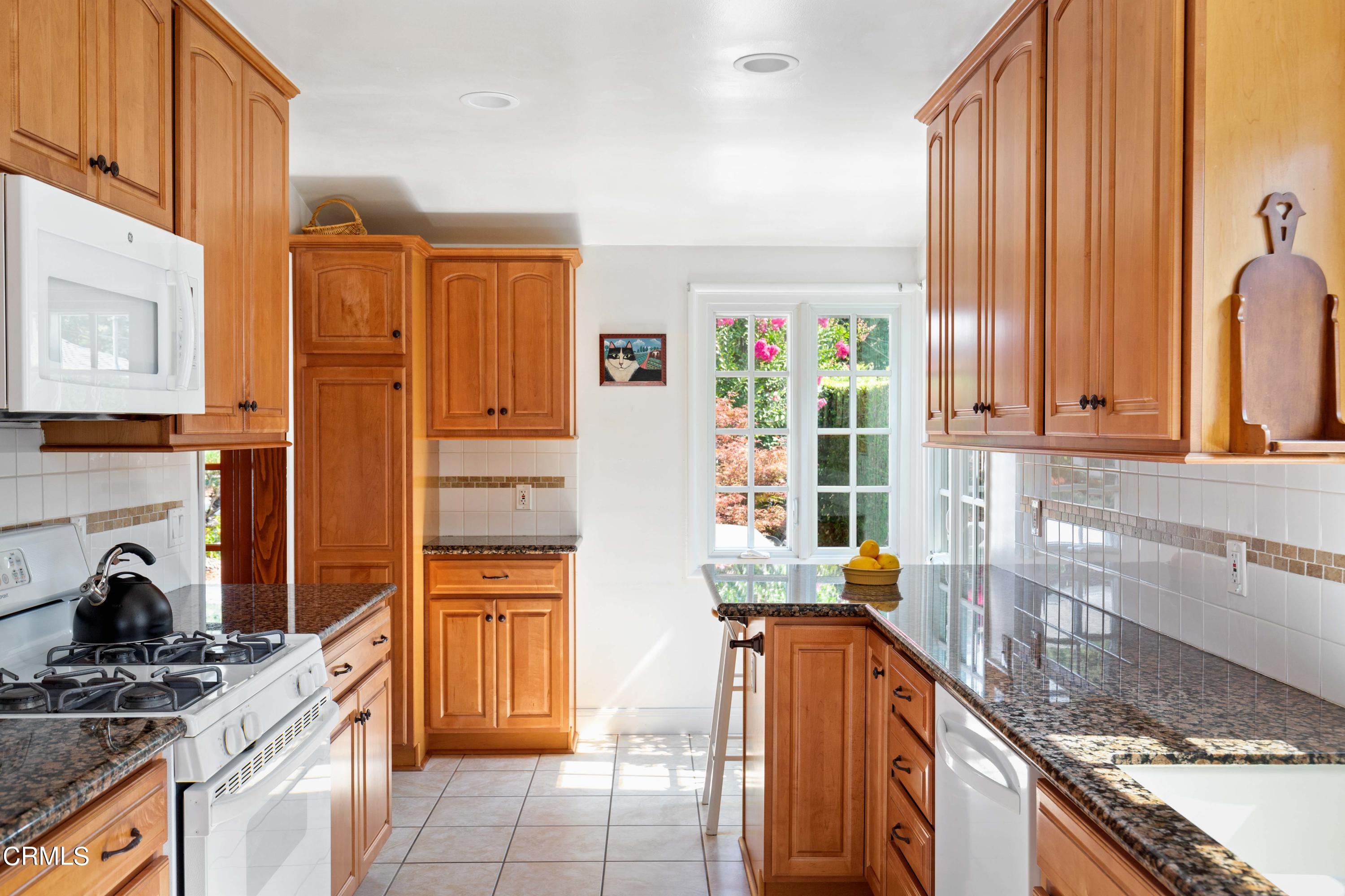 2035 Brigden Road Pasadena, CA 91104 - Photo 7 of 18 2035 Brigden Rd - Pierre Galant-6