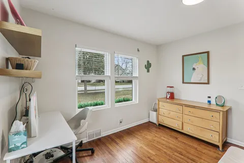 $375,000 | 502 North Smith Street, Palatine, IL 60067