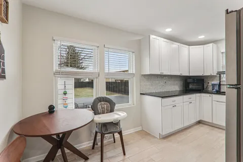 $375,000 | 502 North Smith Street, Palatine, IL 60067