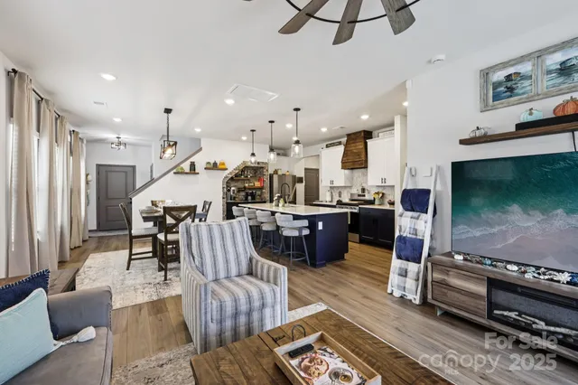 $400,000 | 208 Canoga Avenue, York, SC 29745