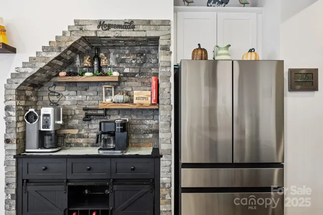 $400,000 | 208 Canoga Avenue, York, SC 29745