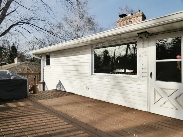 $375,000 | 1635 Birchwood Drive, Green Bay, WI 54304