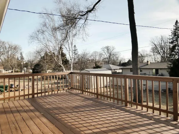 $375,000 | 1635 Birchwood Drive, Green Bay, WI 54304