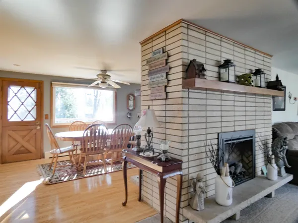 $375,000 | 1635 Birchwood Drive, Green Bay, WI 54304