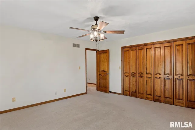 $429,000 | 806 Phillips Ferry Road, Bluffs, IL 62621