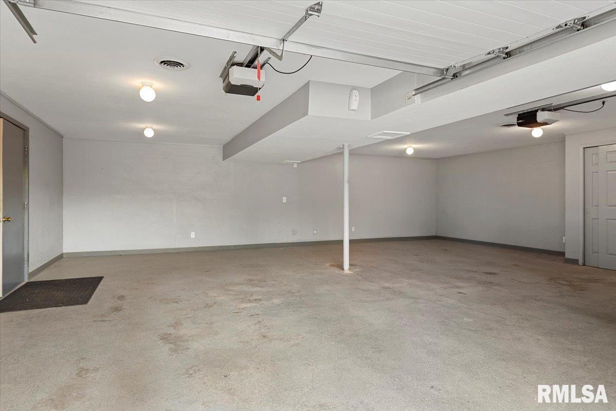 806 Phillips Ferry Road Bluffs, IL 62621 - Photo 41 of 54