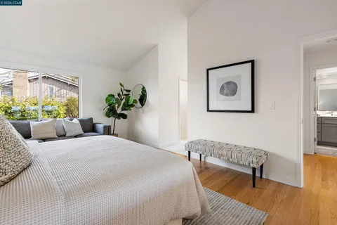 $1,065,000 | 49 Starview Drive, Oakland, CA 94618