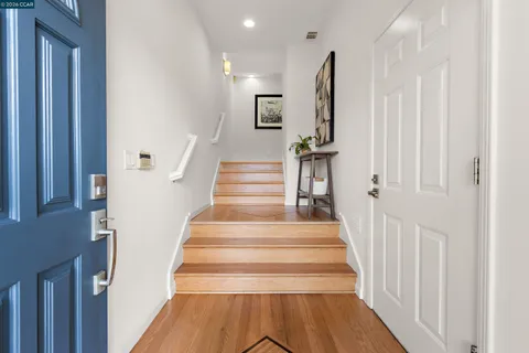 $1,065,000 | 49 Starview Drive, Oakland, CA 94618