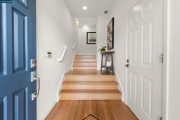 $1,065,000 | 49 Starview Drive, Oakland, CA 94618