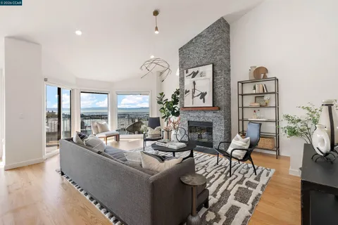 $1,065,000 | 49 Starview Drive, Oakland, CA 94618