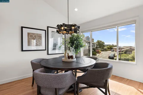 $1,065,000 | 49 Starview Drive, Oakland, CA 94618