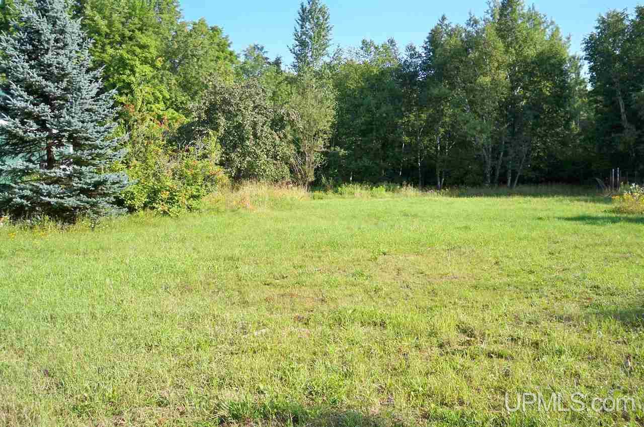 N7677 Carmody Road Munising, MI 49862 - Photo 9 of 24 Gallery Image 9