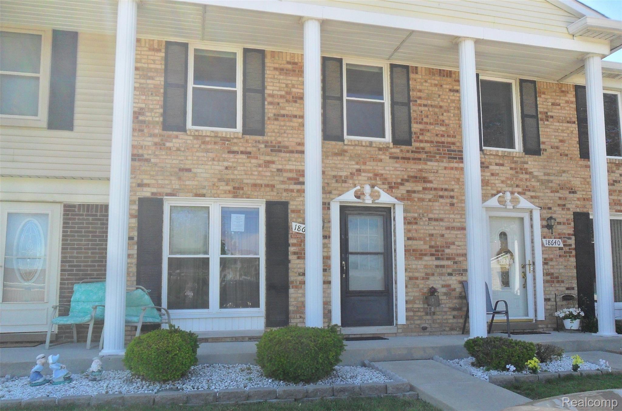 18600 Rudgate Street Southgate, MI 48195 - Photo 2 of 10 r front.jpg