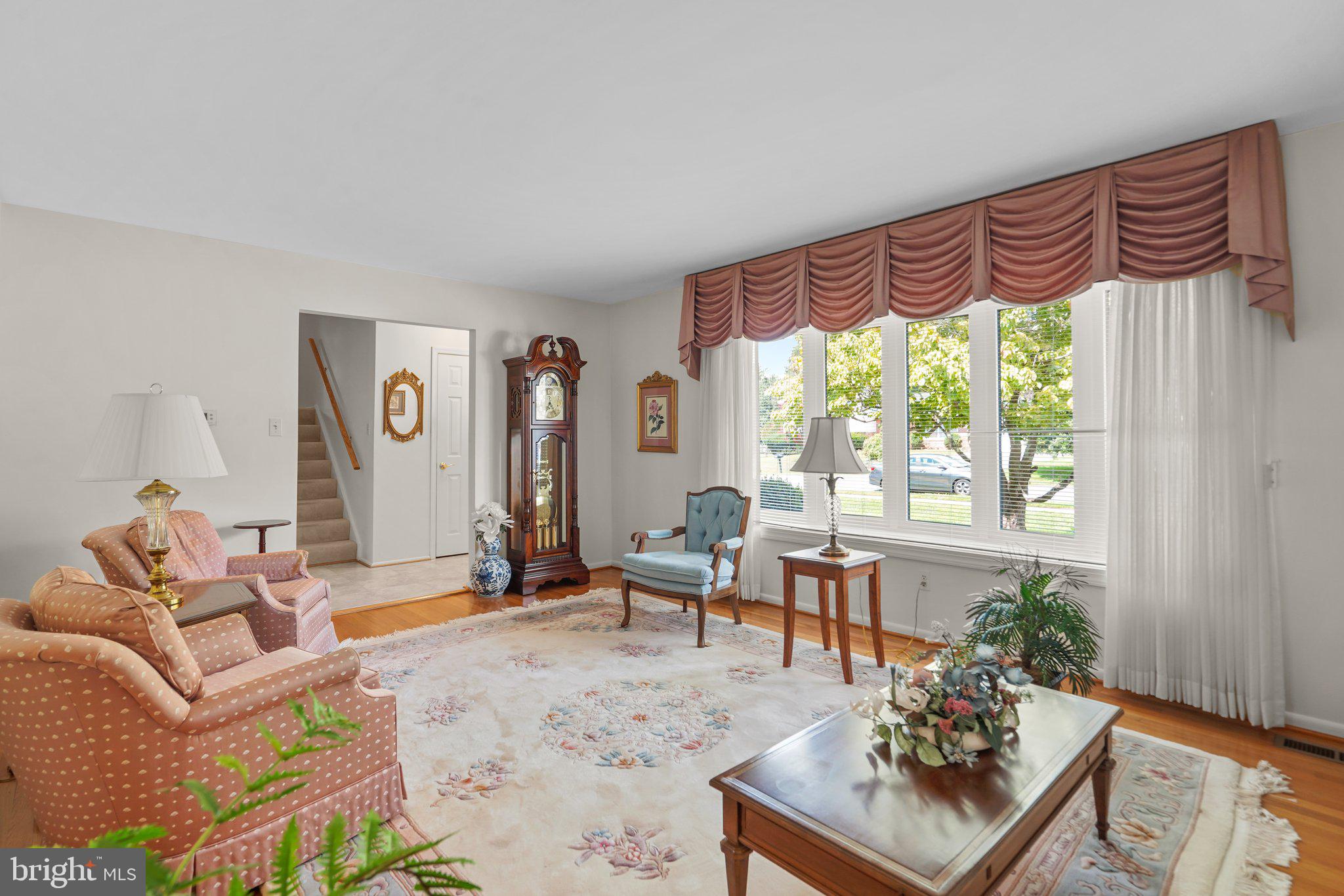 19413 Olney Mill Road Olney, MD 20832 - Photo 4 of 34