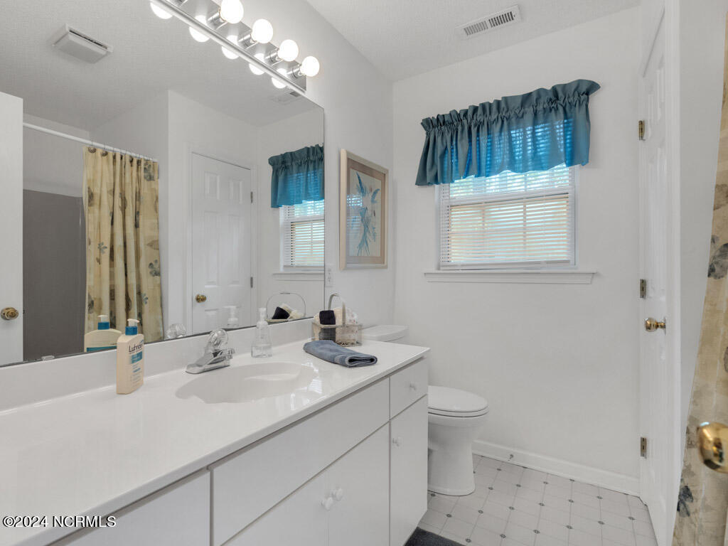 417 Deer Path Calabash, NC 28467 - Photo 10 of 32 Ensuite Bathroom