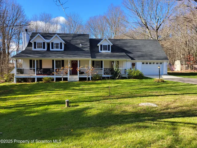 $439,000 | 206 Bear Brook Acres Drive, Moscow, PA 18444