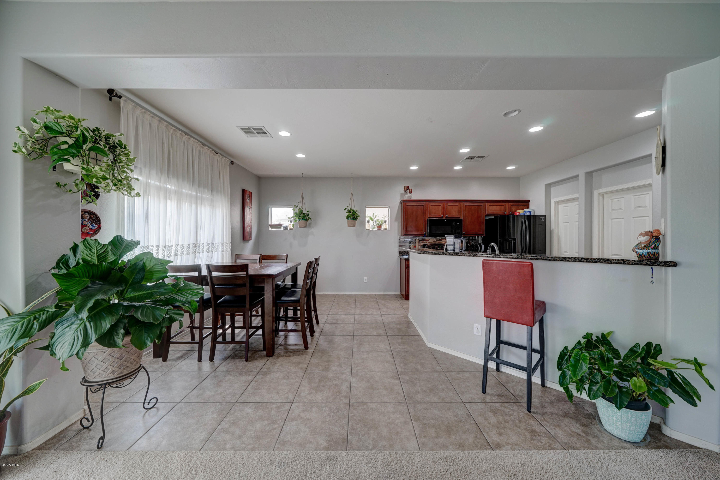 10036 West Bloch Road Tolleson, AZ 85353 - Photo 6 of 30 Dining Room