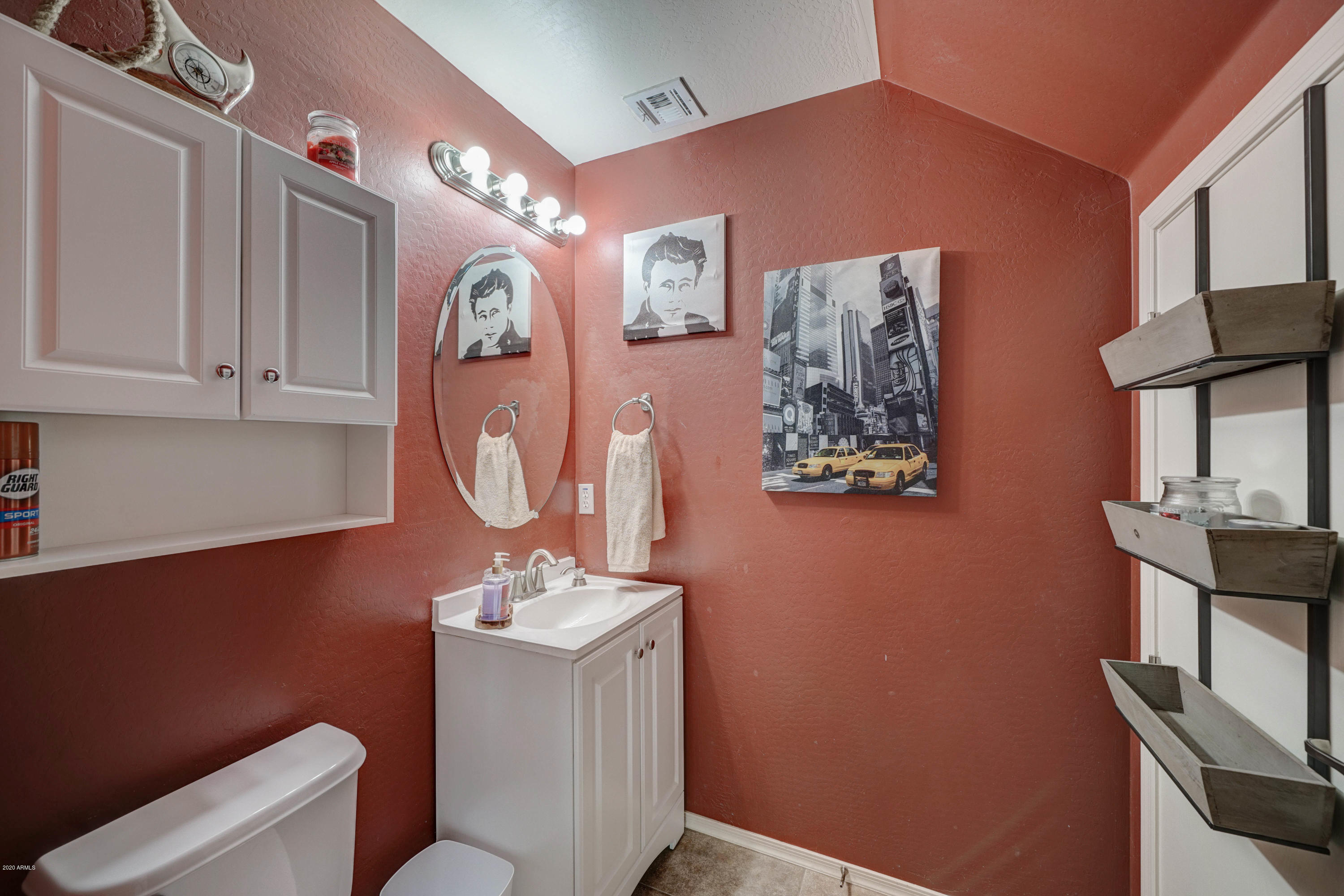 10036 West Bloch Road Tolleson, AZ 85353 - Photo 10 of 30 Powder Bathroom