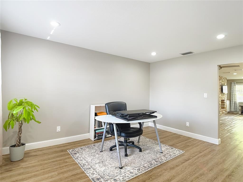 2207 Princess Way Brandon, FL 33511 - Photo 11 of 86 Gallery Image 11