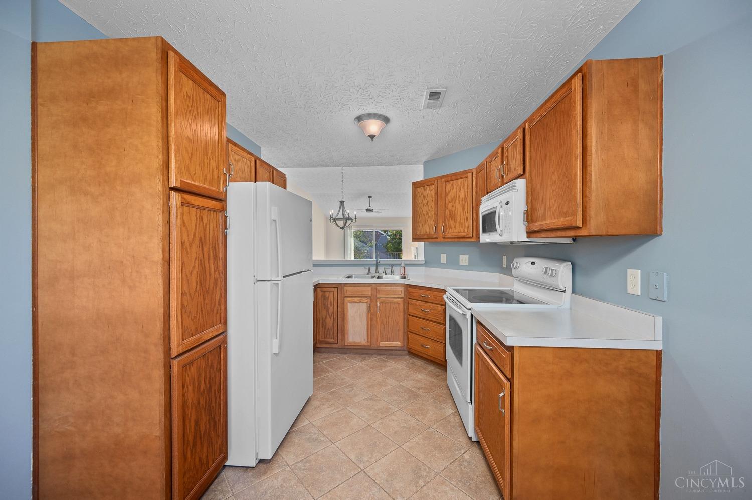 6739 Cloudscape Way Maineville, OH 45039 - Photo 13 of 49