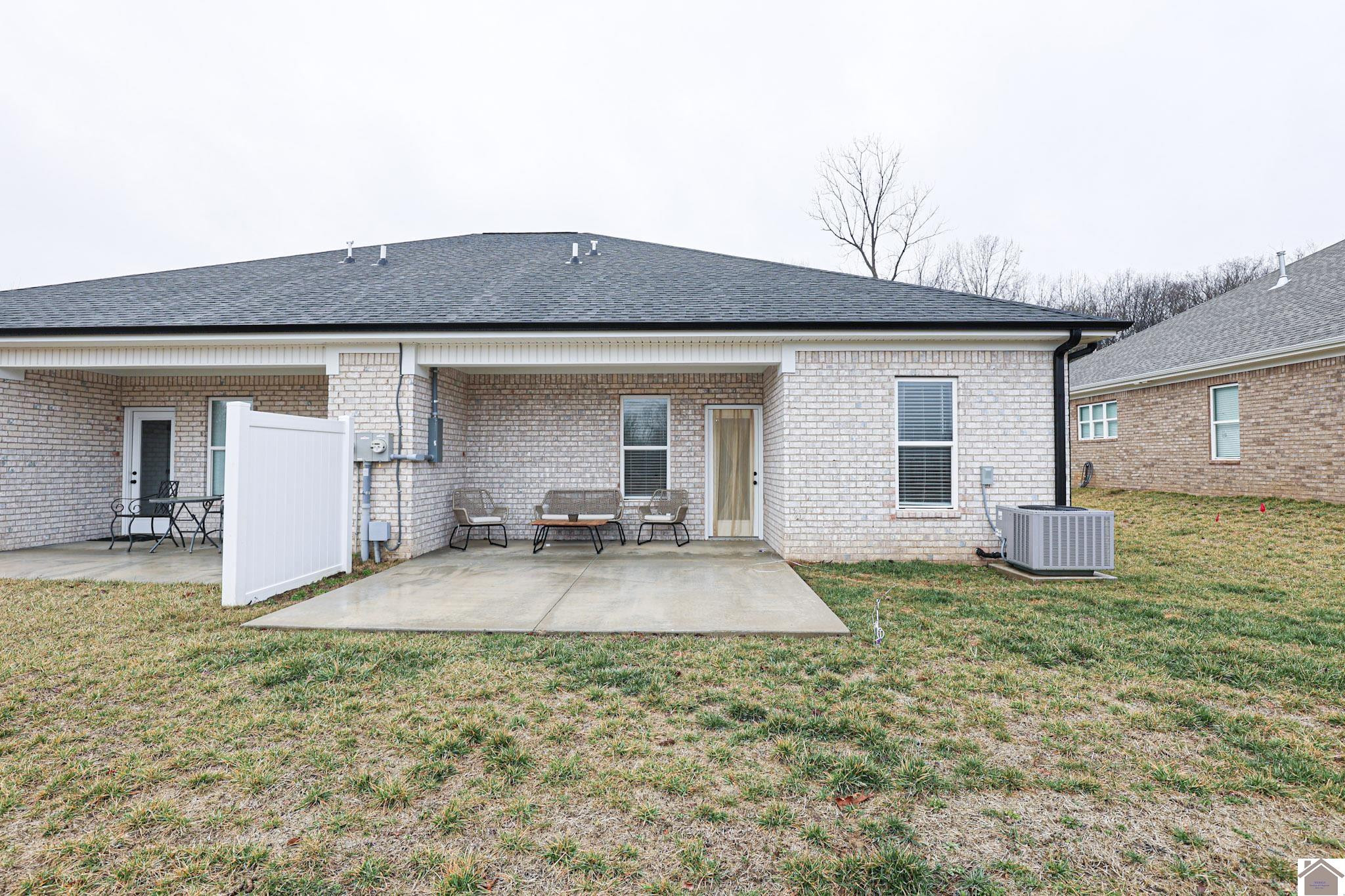 815 Elmdale Road Paducah, KY 42003 - Photo 5 of 33 Back Exterior