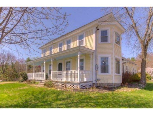 112 Walnut Street Rochester, NH 03867 - Photo 2 of 29