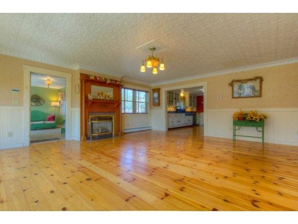 112 Walnut Street Rochester, NH 03867 - Photo 11 of 29