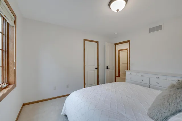 $3,600 | 645 Ramsey Circle, Carver, MN 55315