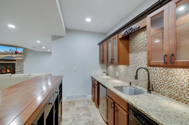 $3,600 | 645 Ramsey Circle, Carver, MN 55315