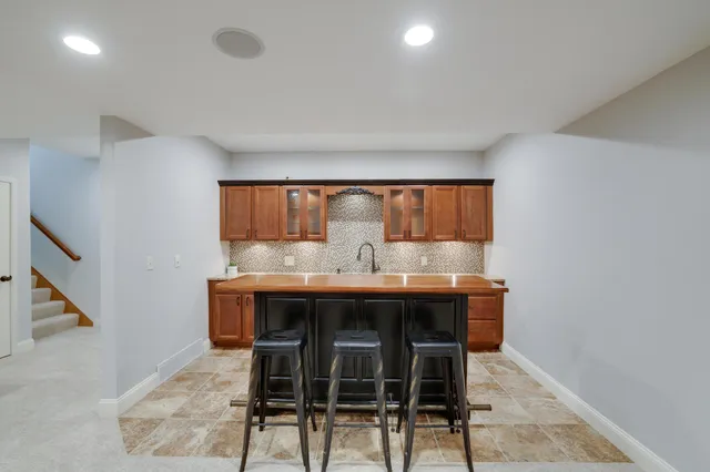 $3,600 | 645 Ramsey Circle, Carver, MN 55315