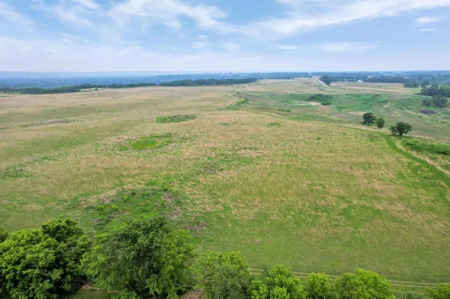 $3,600 | 645 Ramsey Circle, Carver, MN 55315