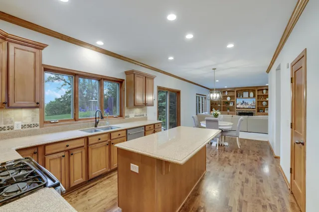 $3,600 | 645 Ramsey Circle, Carver, MN 55315